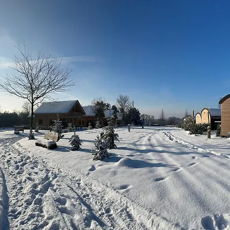 Üdülőpark Boomstamhuis High Chaparral