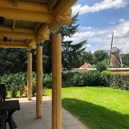 Tatil parkı Boomstamhuis High Chaparral *