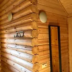 Boomstamhuis High Chaparral Village de vacances Oorsbeek