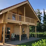 Boomstamhuis High Chaparral Village de vacances Oorsbeek