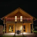 Boomstamhuis High Chaparral *