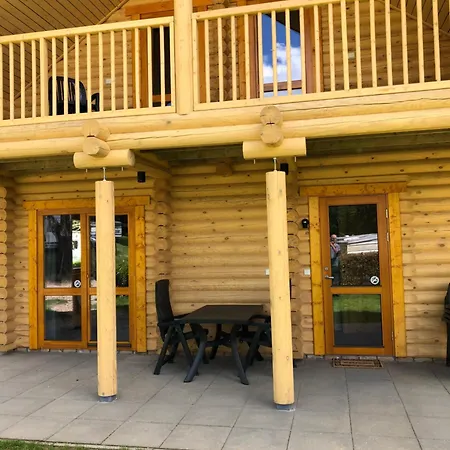 Boomstamhuis High Chaparral