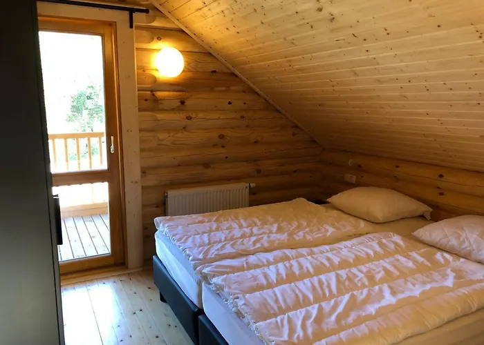 Boomstamhuis High Chaparral Oorsbeek